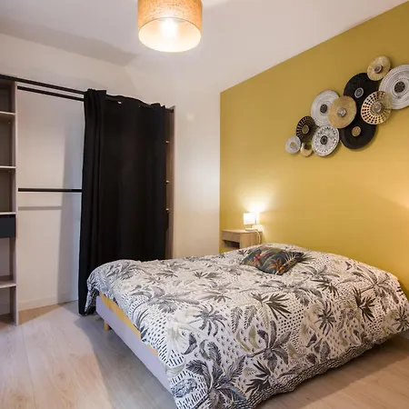 T2 Moderne Totalement Renove, Hypercentre Rochefort, Arrivee Autonome Lejlighed